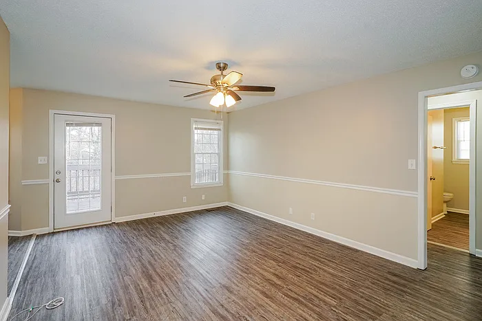 2704 Knob Ct — Photo 4