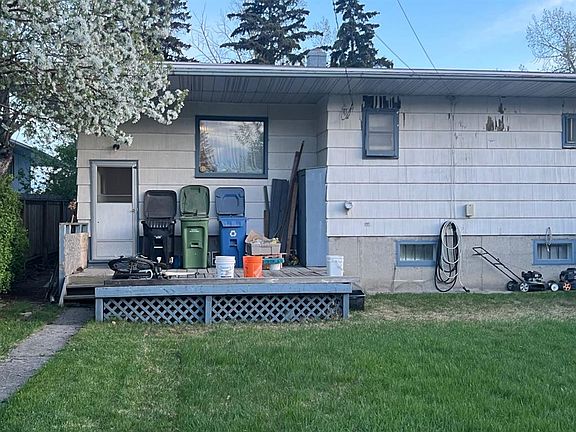 2nd image of 836 S 69th Ave SW