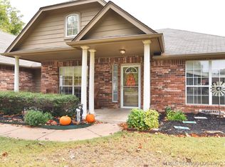 1325 S 219th West Ave, Sand Springs, OK 74063