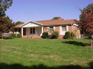 209 Sheraton Rd, Reidsville, NC 27320