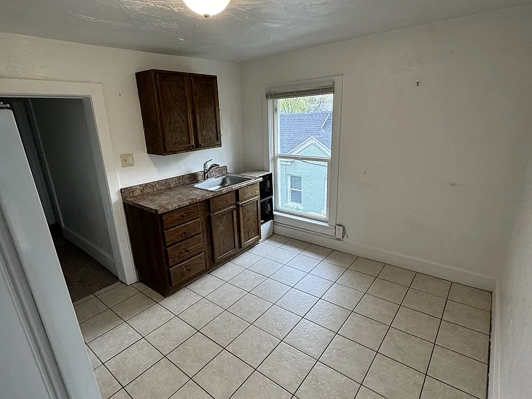 735 W 400 N #3 — Photo 6