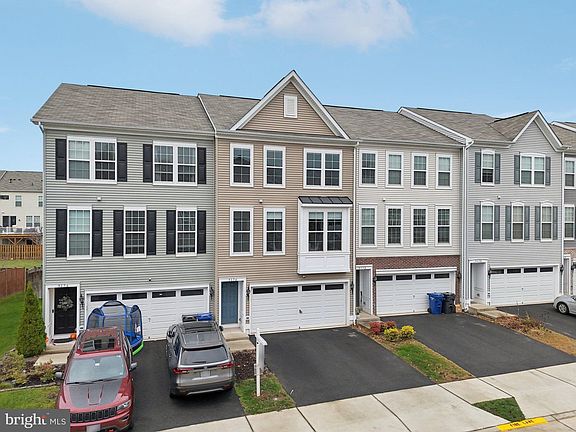 3rd image of 9174 Wyche Knoll Ln