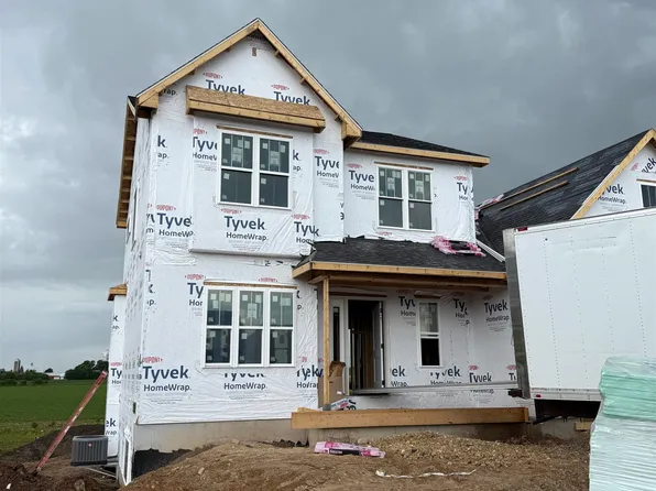 L185 Clemens Dr, Arlington, WI 53911