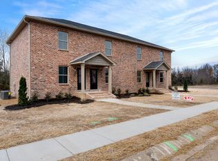 291 Colonial Ct, Pleasant View, TN 37146