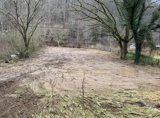 20114 State Route 122, Bevinsville, KY 41606