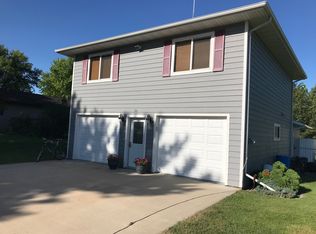 501 Prospect St, Milroy, MN 56263