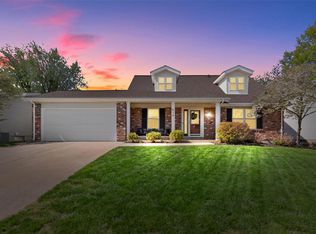 614 Running Creek Dr, Ballwin, MO