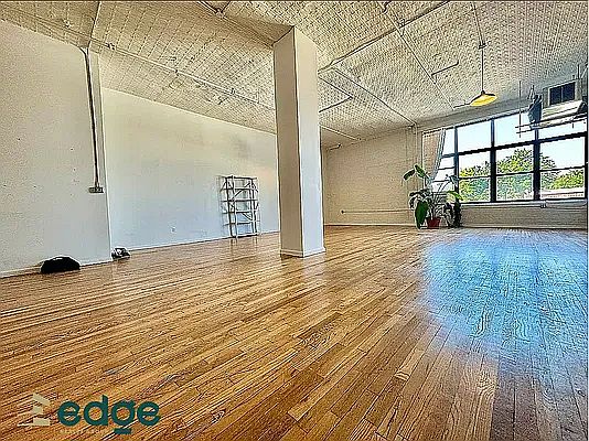 4th image of 255 McKibbin St #316