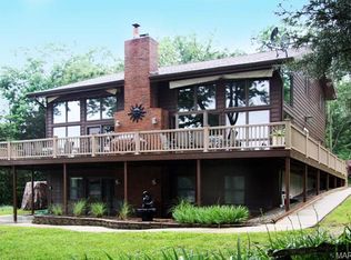 13642 Lakewood Dr, Ste Genevieve, MO 63670