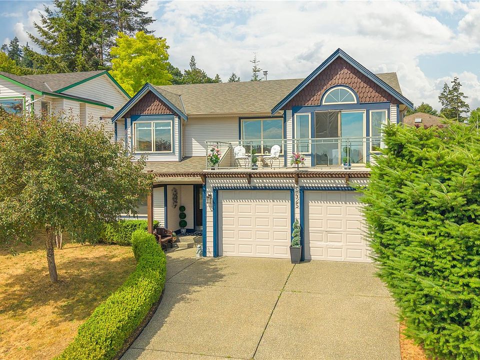 1st image of 5425 Leslie Cres