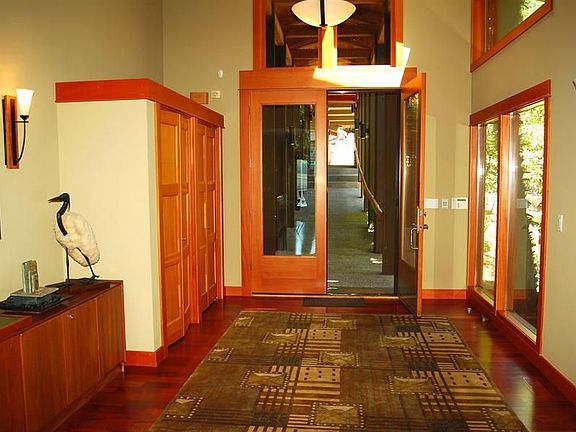 3rd image of 7818 Warren Dr NW