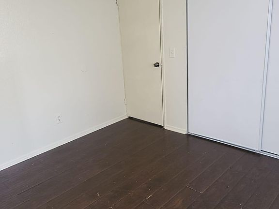4th image of 245 S Yale St #19