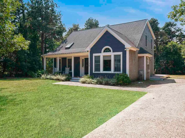 29 Pradas Way, Edgartown, MA 02539