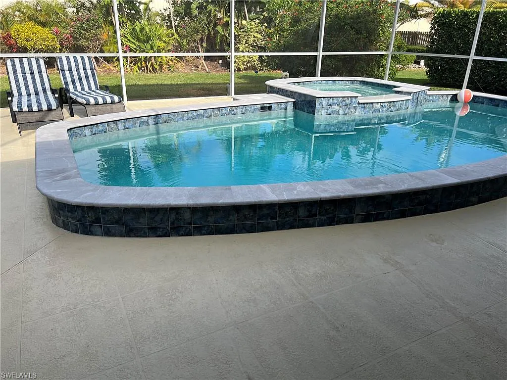 3 bed, 2.0 bath, 1465 sqft, $6,000 — Photo 2