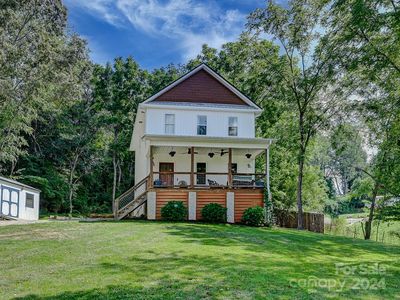 140 Orchard St, Candler, NC, 28715