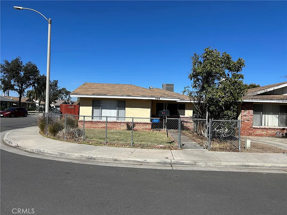 354 Gardenia Cir