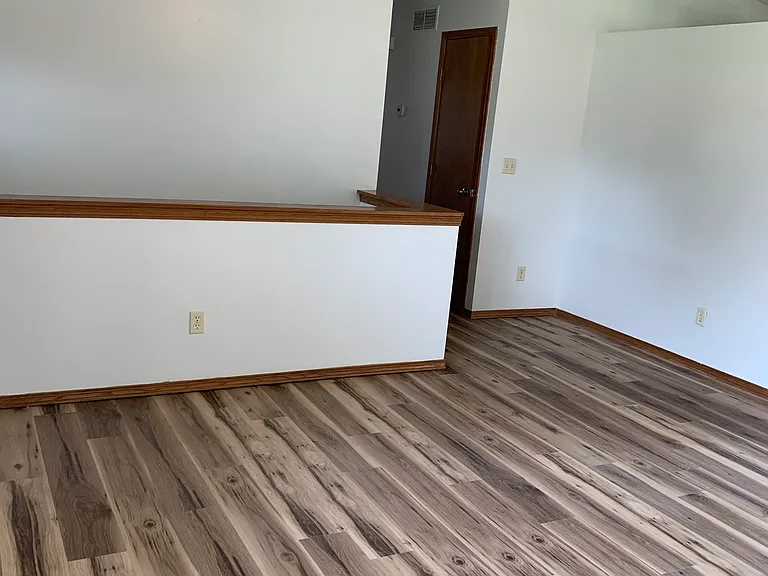 743 S Westview Cir — Photo 36