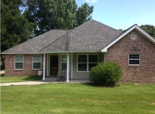 990 W Plaquemine St, Church Pt, LA 70525