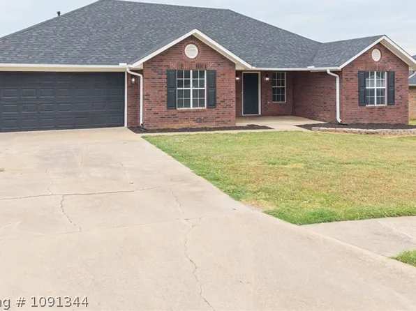 2300 L St, Barling, AR 72923