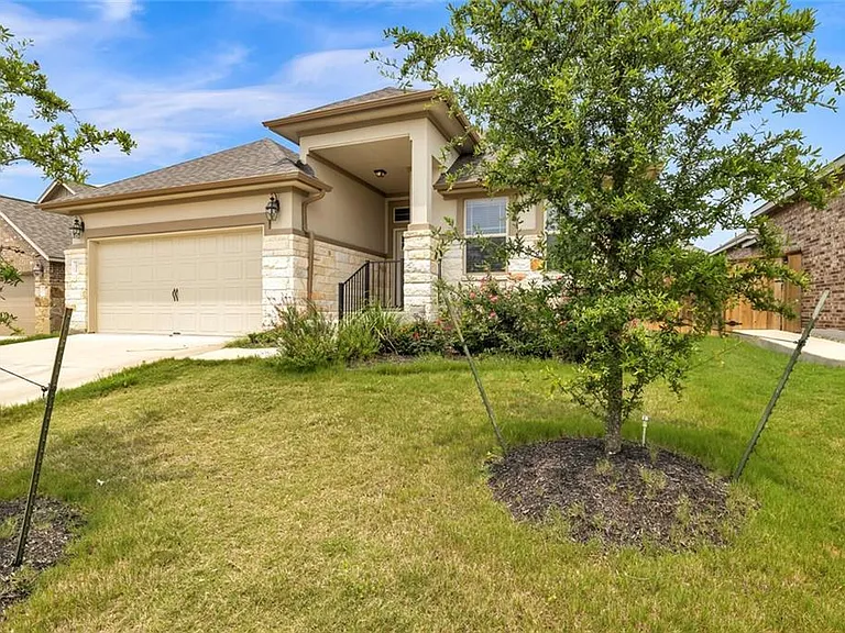 2926 Diego Dr — Photo 3