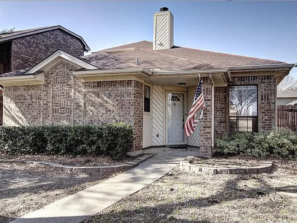 1805 Alameda Dr