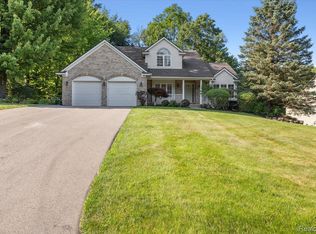 3052 Ridley Way, Howell, MI 48843