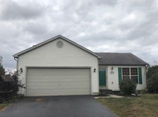1660 Sassafras Ln, Marysville, OH 43040