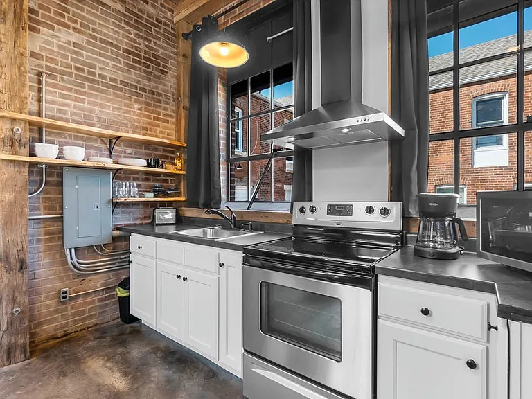622 Broadway St #5 — Photo 10
