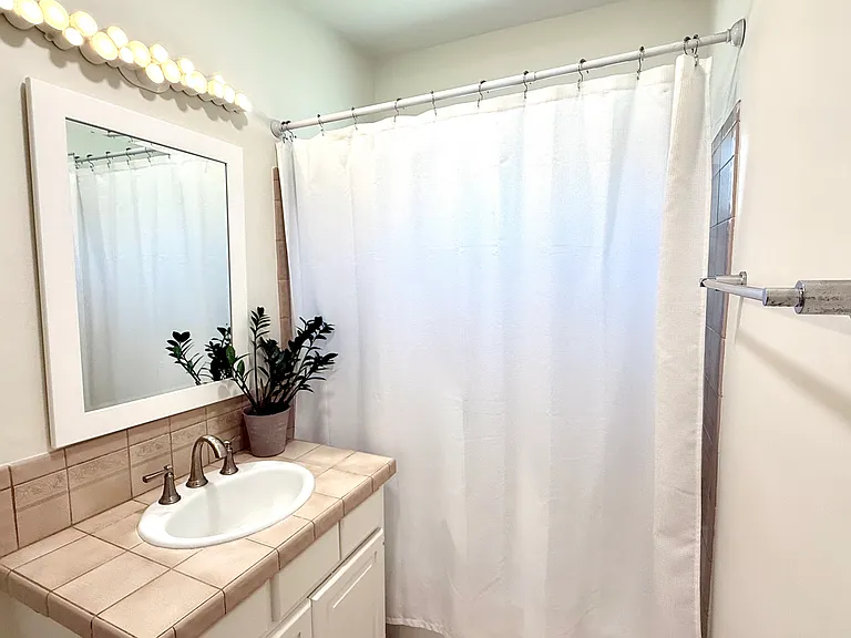 21316 Lynton Ave — Photo 14