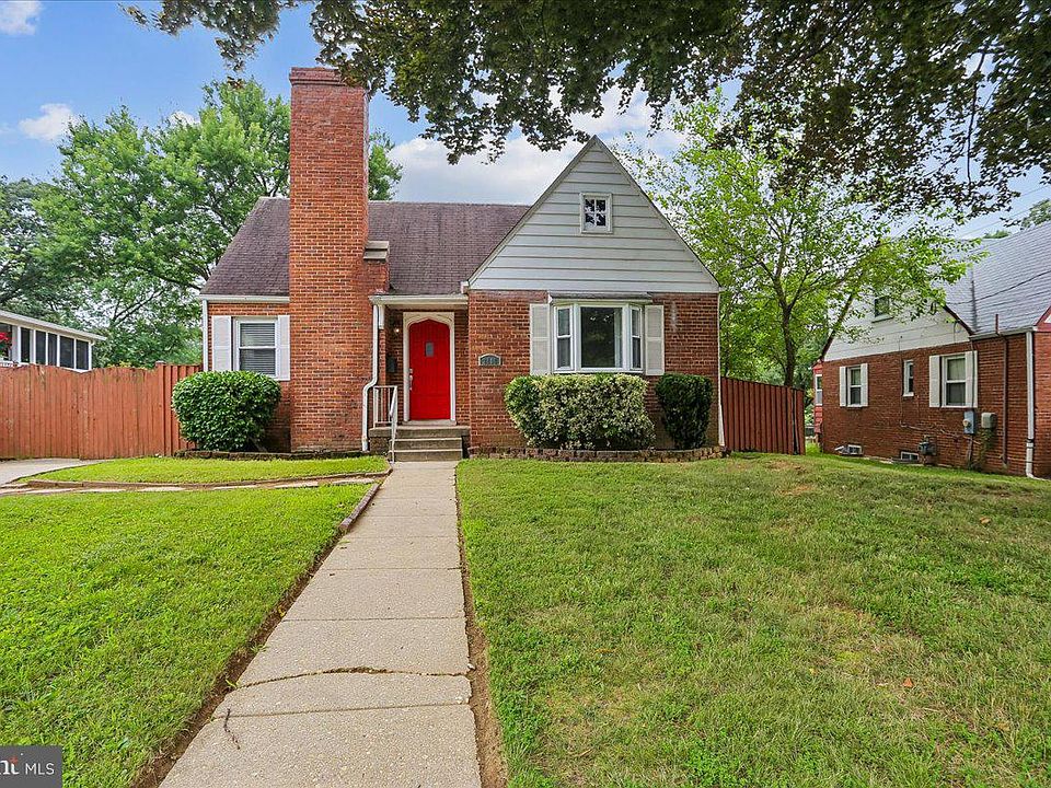 1st image of 2806 Hardy Ave