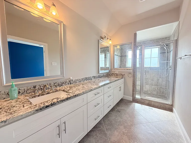 6300 Hermosa Dr — Photo 18