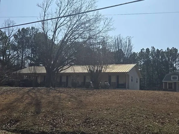 1840 6th St, Cherokee, AL 35616