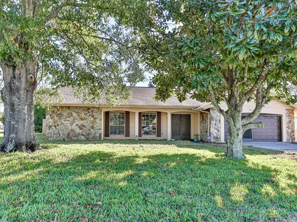 1264 Gatewood Ave, Spring Hill, FL 34608