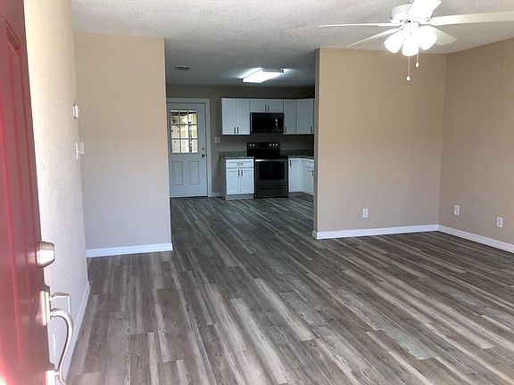 5th image of 819 W Orange St