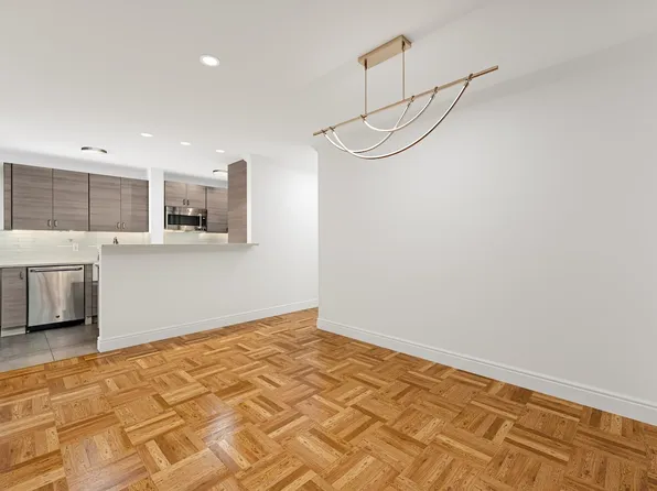 302 East 88th Street image 8 of 14