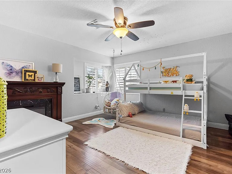 407 Crater Ct — Photo 34