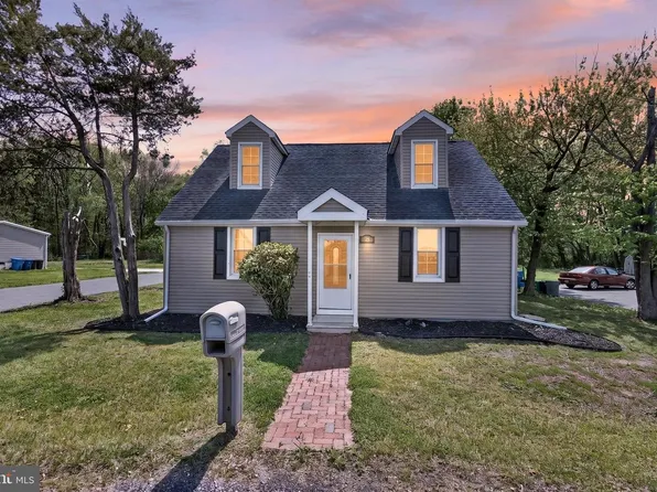 25 Elbo Ln, Mount Laurel, NJ 08054