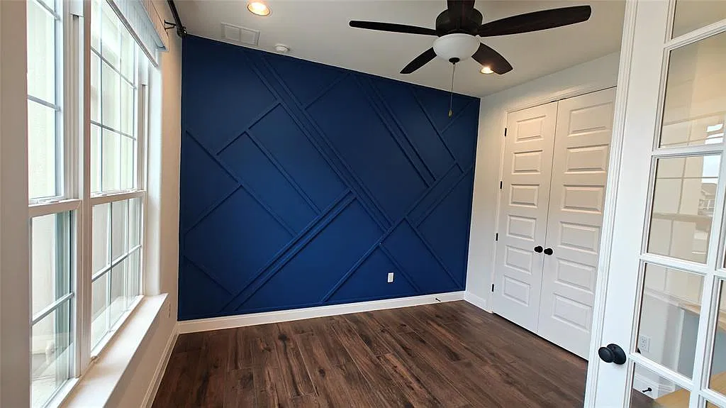 3 bed, 2.0 bath, 1639 sqft, $2,100 — Photo 1