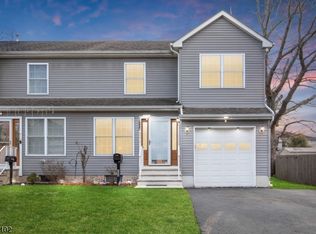 608 Drake Ave, Middlesex, NJ 08846