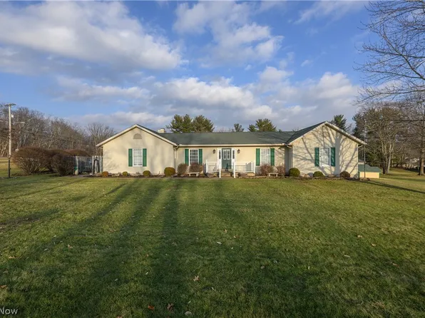 6840 Akron Ave NW, Canal Fulton, OH 44614