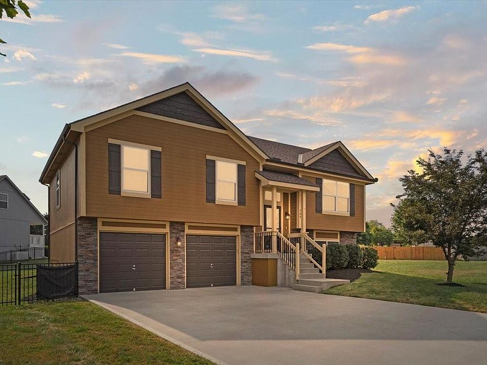 1st image of 704 Terry Dr