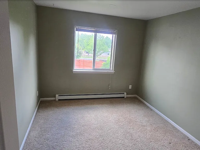 2823 Village Park Dr — Photo 14