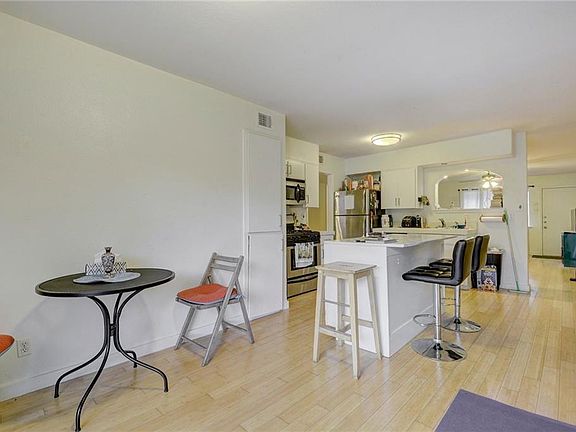2nd image of 2303 E Side Dr APT 216