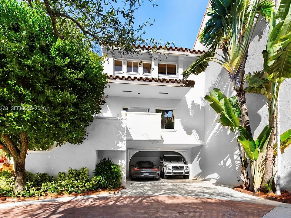 2000 S Bayshore Dr #58
