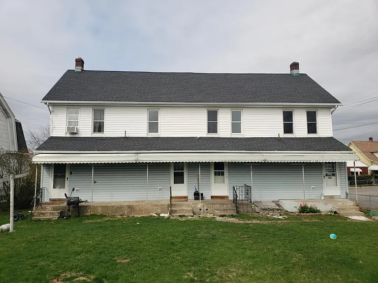 887 Peace St — Photo 6