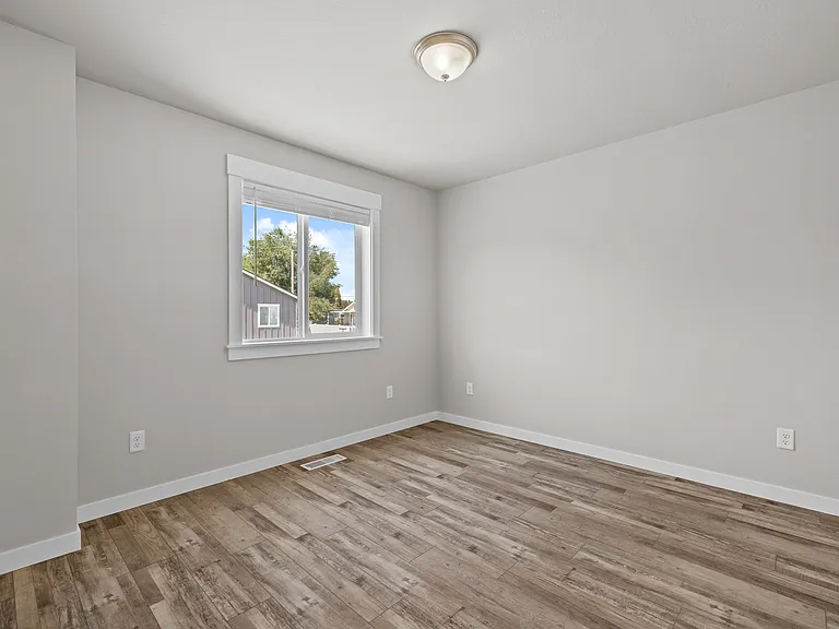 435 2nd Ave N #3 — Photo 29