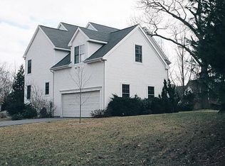 46 Edinburgh Ln, Madison, CT 06443