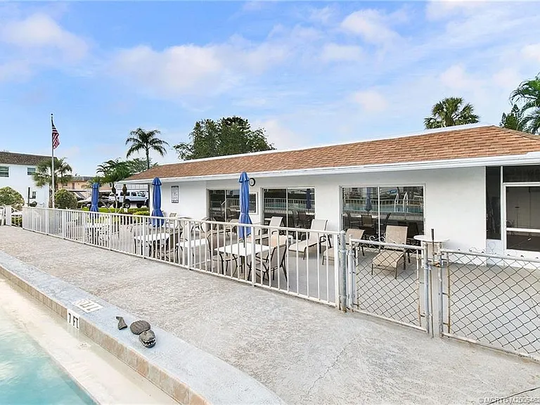 2950 SE Ocean Blvd #4 — Photo 28