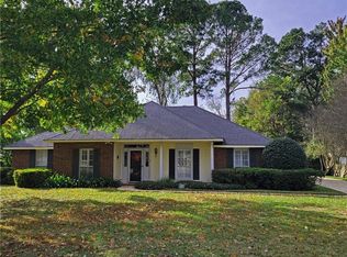 520 Lindsey Cir, Natchitoches, LA 71457
