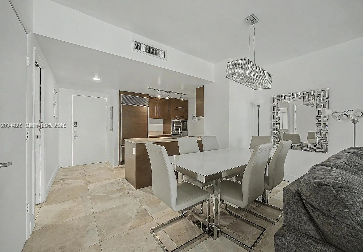 Icon Brickell Condo No 3 — Photo 4
